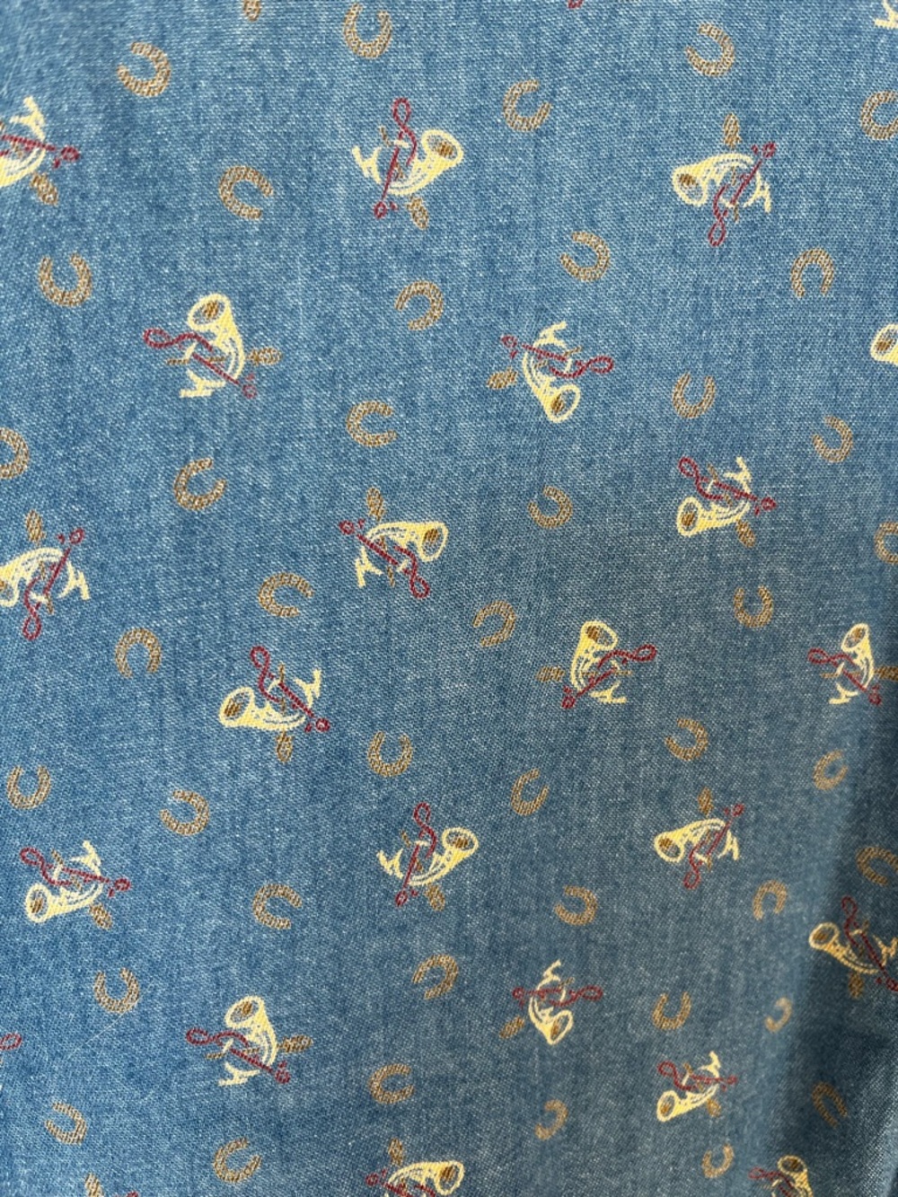 Liz Claiborne Petite Chambray Horseshoe Horn Print Button Down Med Petite - Picture 7 of 9
